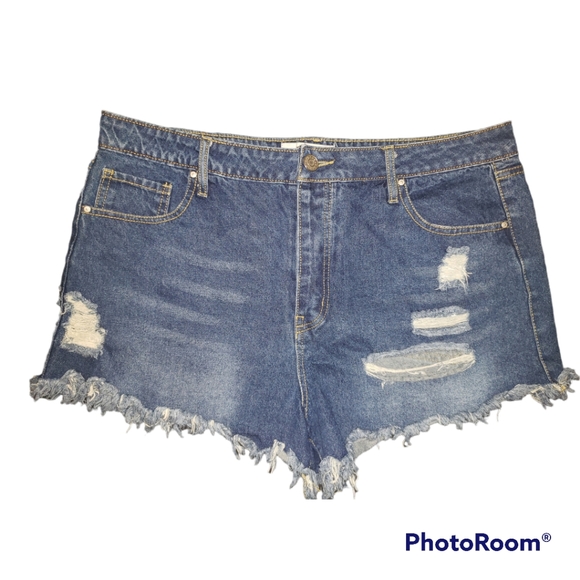refuge Pants - Refuge Denim Cutoffs size 14 Fit Like 12 *Must Bundle Please*